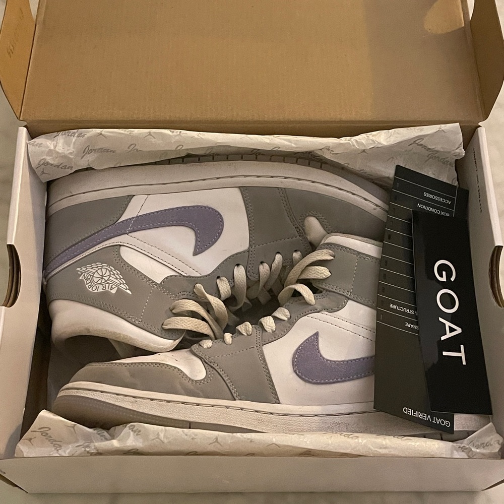 Women’s Wolf Gray Aluminum Air Jordan 1 Mid - Size US Womens 9.5 - UK 7 - EUR 41